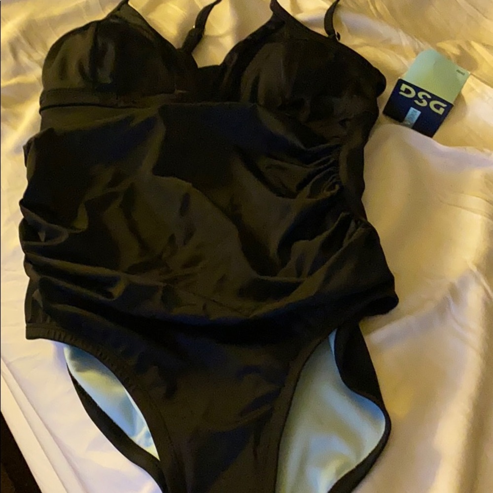 Ladies one piece swimsuit